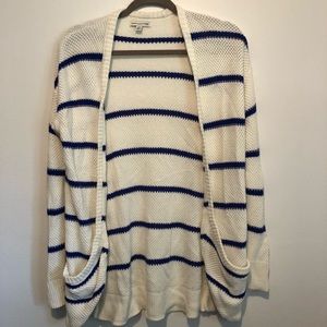 🍁 American Eagle cardigan